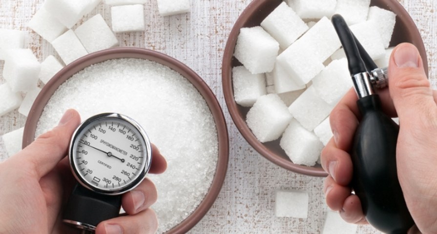 El Azúcar aumenta más la presión arterial que la sal